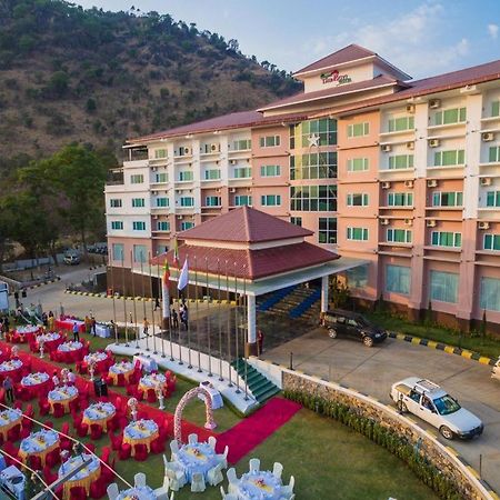 Royal Taunggyi Hotel Exterior foto