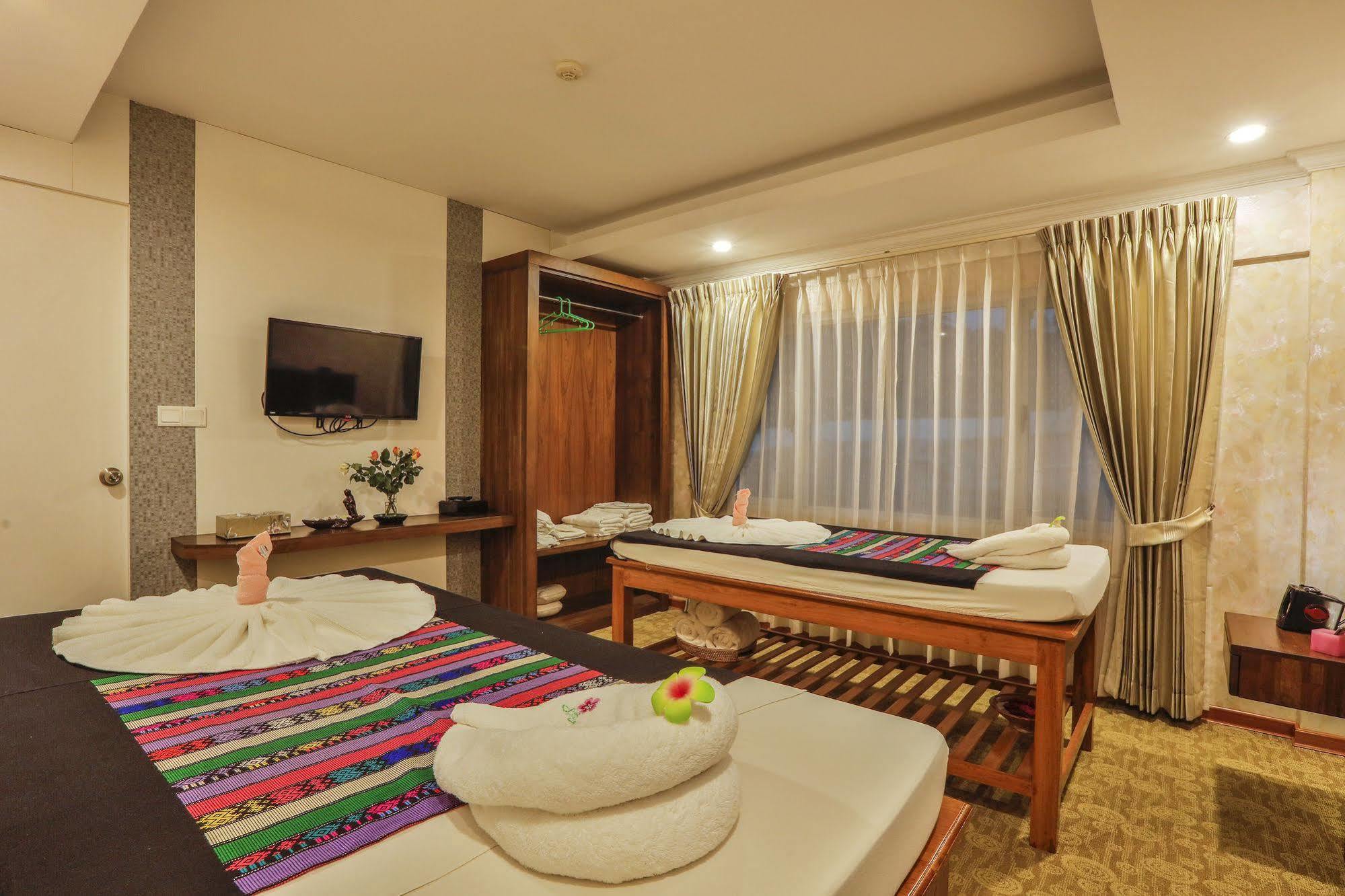 Royal Taunggyi Hotel Exterior foto