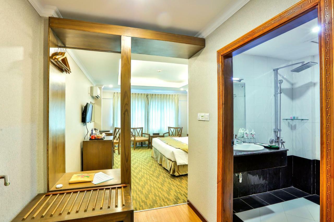 Royal Taunggyi Hotel Exterior foto