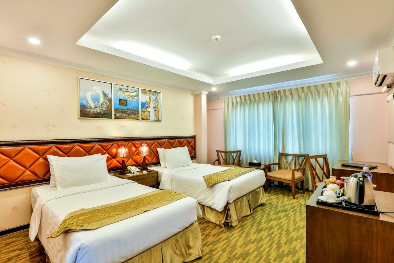 Royal Taunggyi Hotel Exterior foto
